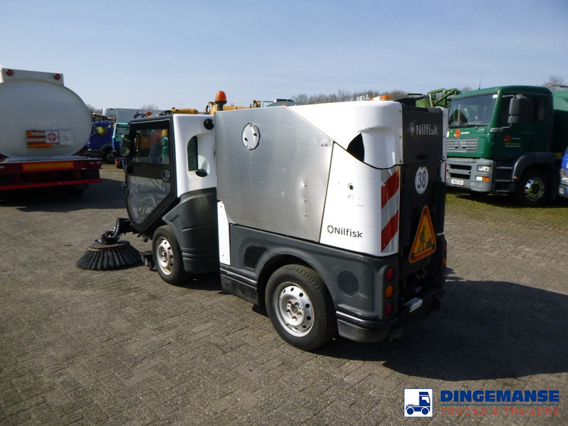 Nilfisk City Ranger CR3500 sweeper - سياره كنس شوارع: صورة 3 Nilfisk City Ranger CR3500 sweeper - سياره كنس شوارع: صورة 3