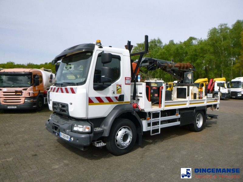 Renault D 240 DTI 4x2 + Risa G2T drilling installation - برج الحفر: صورة 1 Renault D 240 DTI 4x2 + Risa G2T drilling installation - برج الحفر: صورة 1