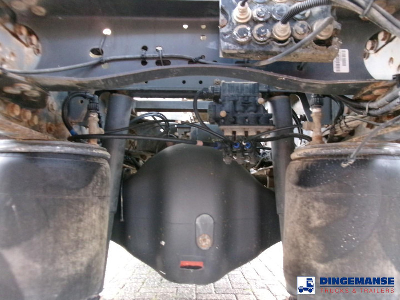 Renault Premium 270 dxi 4x2 fuel tank 13.6 m3 / 4 comp - شاحنة صهريج: صورة 5 Renault Premium 270 dxi 4x2 fuel tank 13.6 m3 / 4 comp - شاحنة صهريج: صورة 5