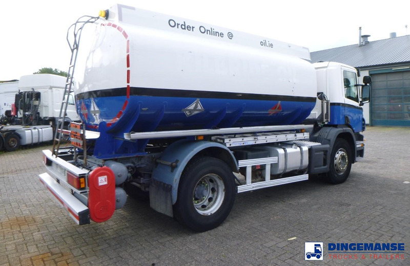 Scania P 230 DB 4x2 RHD fuel tank 12.4 m3 / 4 comp - شاحنة صهريج: صورة 4 Scania P 230 DB 4x2 RHD fuel tank 12.4 m3 / 4 comp - شاحنة صهريج: صورة 4