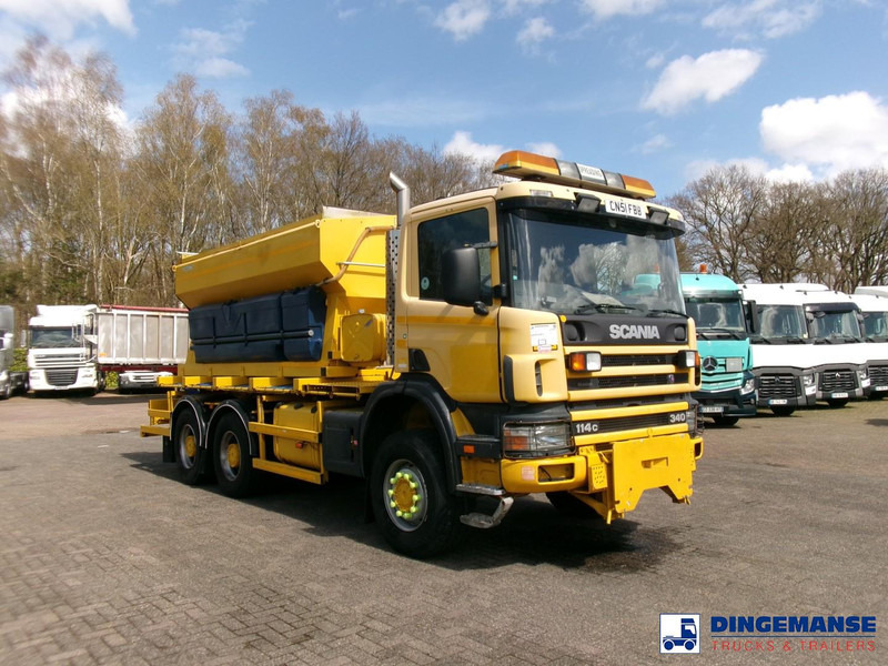 Scania P114-340 CB 6X6 RHD gritter / snow plough - جرافة ثلج: صورة 2 Scania P114-340 CB 6X6 RHD gritter / snow plough - جرافة ثلج: صورة 2