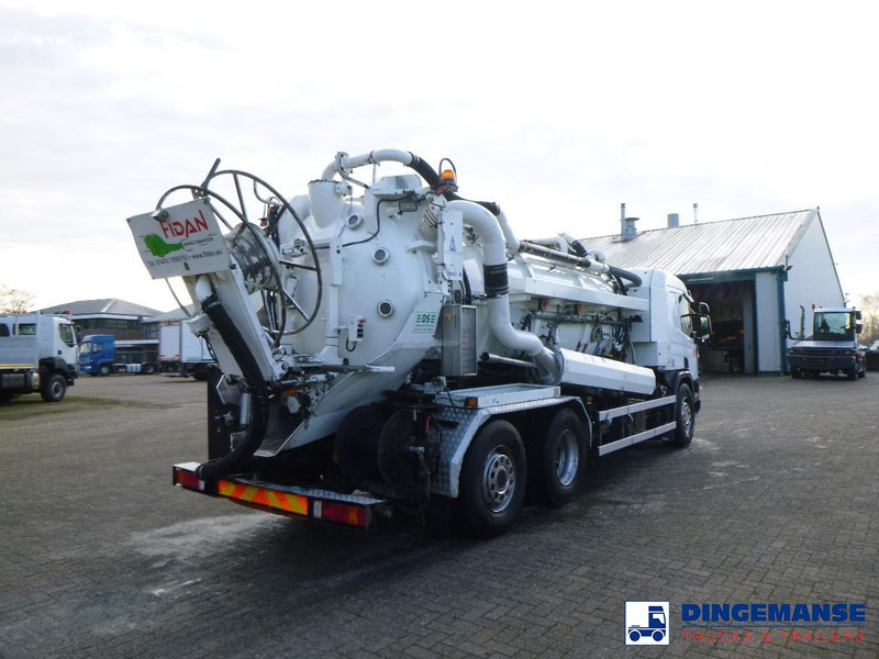 Scania P124-420 6x2 vacuum tank 10.5 m3 - شاحنة الشفط: صورة 4 Scania P124-420 6x2 vacuum tank 10.5 m3 - شاحنة الشفط: صورة 4