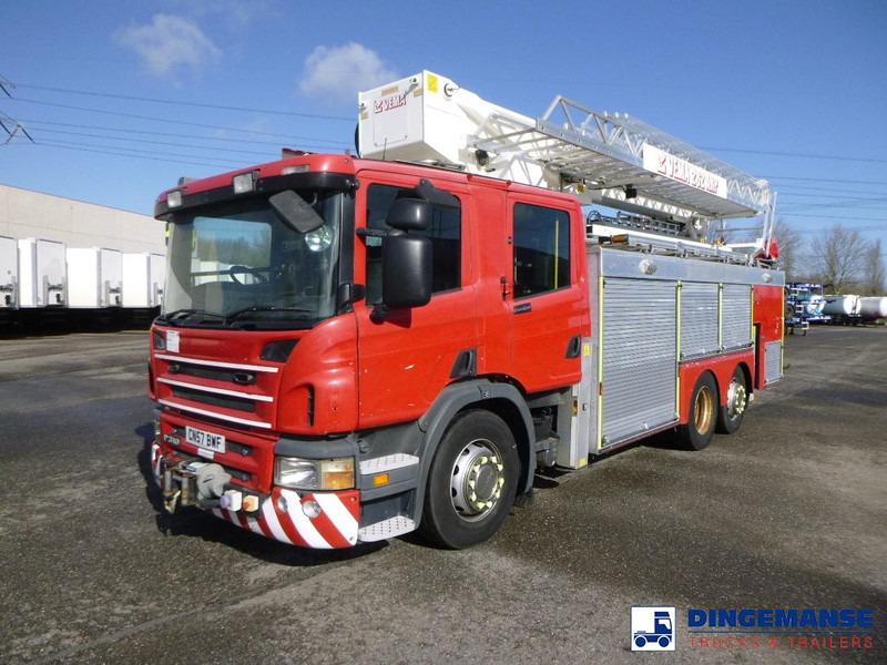 Scania P310 6x2 RHD fire truck + pump, ladder & manlift - سيارة إطفاء: صورة 1 Scania P310 6x2 RHD fire truck + pump, ladder & manlift - سيارة إطفاء: صورة 1