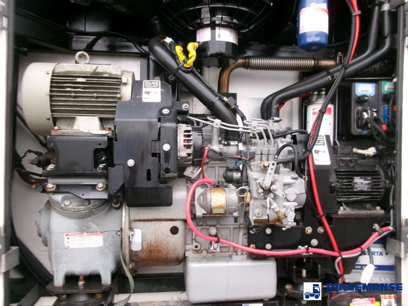 Schmitz Cargobull Frigo trailer + Carrier Vector 1350 Schmitz Cargobull Frigo trailer + Carrier Vector 1350: صورة 12 Schmitz Cargobull Frigo trailer + Carrier Vector 1350 Schmitz Cargobull Frigo trailer + Carrier Vector 1350: صورة 12