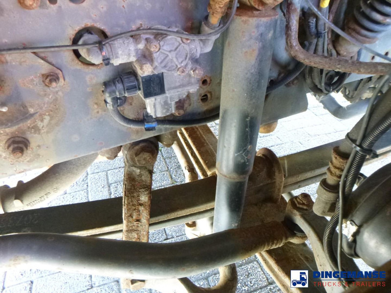 Volvo FE 300 6X4 Whale vacuum tank 10.2 m3 - شاحنة الشفط: صورة 5 Volvo FE 300 6X4 Whale vacuum tank 10.2 m3 - شاحنة الشفط: صورة 5