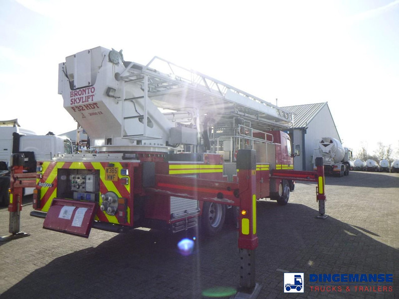Volvo FM12 6x4 RHD Bronto Skylift F32HDT Angloco fire truck - سيارة إطفاء: صورة 4 Volvo FM12 6x4 RHD Bronto Skylift F32HDT Angloco fire truck - سيارة إطفاء: صورة 4