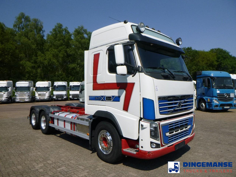 Volvo FM16 600 6x4 Euro 5 chassis + Retarder - شاحنة هيكل كابينة: صورة 2 Volvo FM16 600 6x4 Euro 5 chassis + Retarder - شاحنة هيكل كابينة: صورة 2