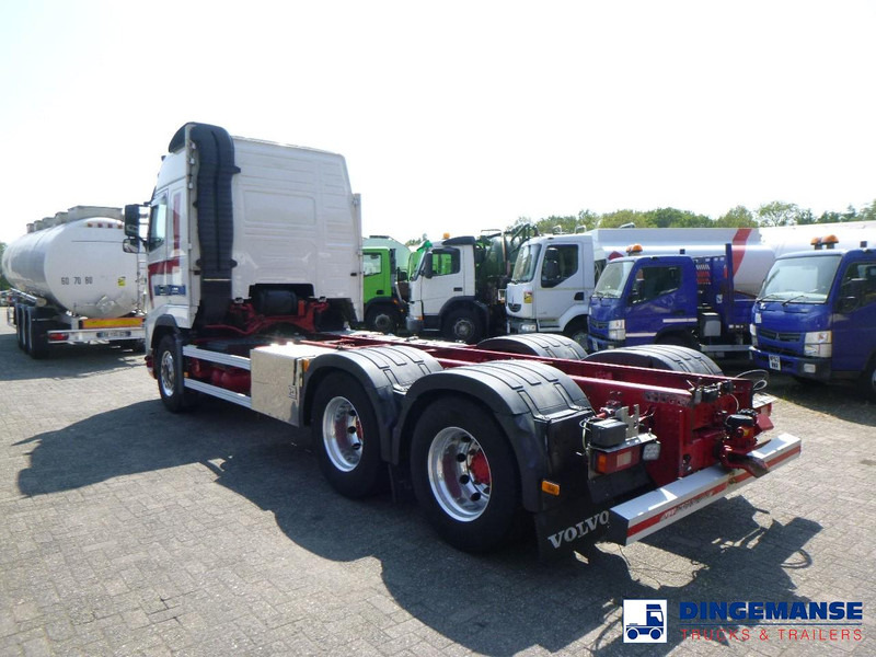 Volvo FM16 600 6x4 Euro 5 chassis + Retarder - شاحنة هيكل كابينة: صورة 3 Volvo FM16 600 6x4 Euro 5 chassis + Retarder - شاحنة هيكل كابينة: صورة 3