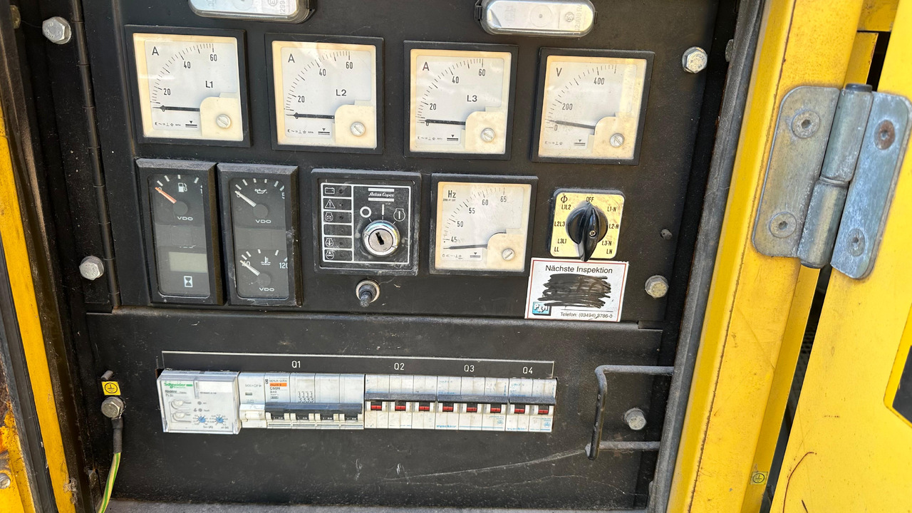 مجموعة المولدات ATLAS Copco QAS 28 Yds BJ 1996 Elektro Stromgenerator Stromaggregat Notstrom: صورة 11 مجموعة المولدات ATLAS Copco QAS 28 Yds BJ 1996 Elektro Stromgenerator Stromaggregat Notstrom: صورة 11