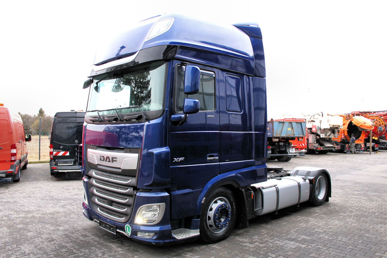 DAF XF 480 FT 4x2 SZM Lowliner !!! TOP !!! - وحدة جر: صورة 3 DAF XF 480 FT 4x2 SZM Lowliner !!! TOP !!! - وحدة جر: صورة 3