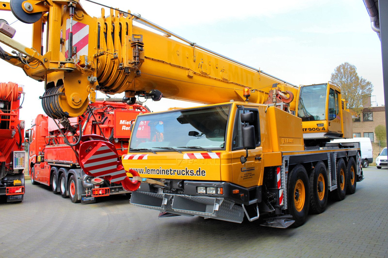 Faun Tadano FAUN ATF 90 G-4 8x6 Autokran + 20 tonnen - شاحنة كرين: صورة 4 Faun Tadano FAUN ATF 90 G-4 8x6 Autokran + 20 tonnen - شاحنة كرين: صورة 4