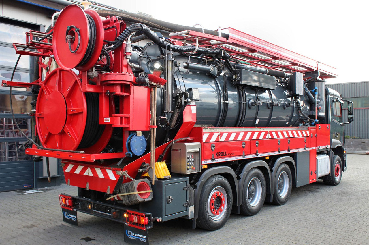 Mercedes-Benz AROCS 3246 8x4 Kroll 16m³ WRG Winterheizung -15C - شاحنة الشفط: صورة 4 Mercedes-Benz AROCS 3246 8x4 Kroll 16m³ WRG Winterheizung -15C - شاحنة الشفط: صورة 4