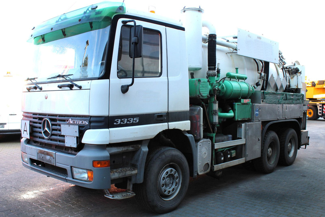Mercedes-Benz Actros 3335 6x4 Kroll 13m³ HD-Kombi ADR/GGVS V2A - شاحنة الشفط: صورة 4 Mercedes-Benz Actros 3335 6x4 Kroll 13m³ HD-Kombi ADR/GGVS V2A - شاحنة الشفط: صورة 4
