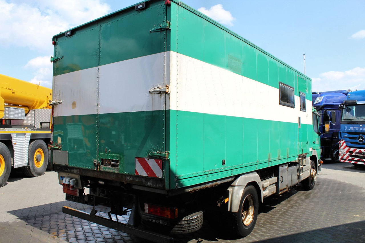 Mercedes-Benz Atego 1528 4x2 Koffer +AHK kein 1517 1518 1523 - شاحنة مغلقة الصندوق: صورة 4 Mercedes-Benz Atego 1528 4x2 Koffer +AHK kein 1517 1518 1523 - شاحنة مغلقة الصندوق: صورة 4
