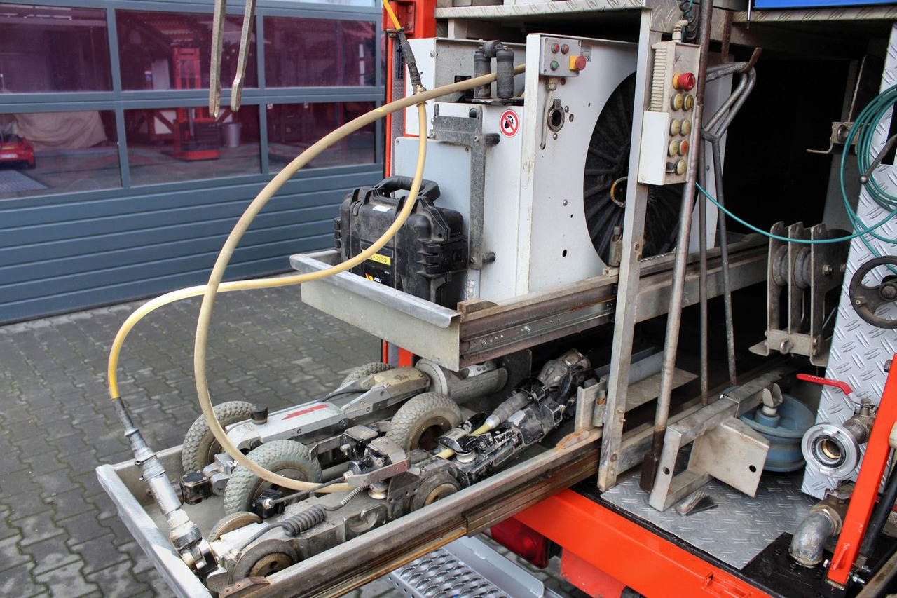 شاحنة الشفط Mercedes-Benz Sprinter 719 V6 CDI 2m³HD-Spül+IBAK TV-Kanal 3D: صورة 12 شاحنة الشفط Mercedes-Benz Sprinter 719 V6 CDI 2m³HD-Spül+IBAK TV-Kanal 3D: صورة 12