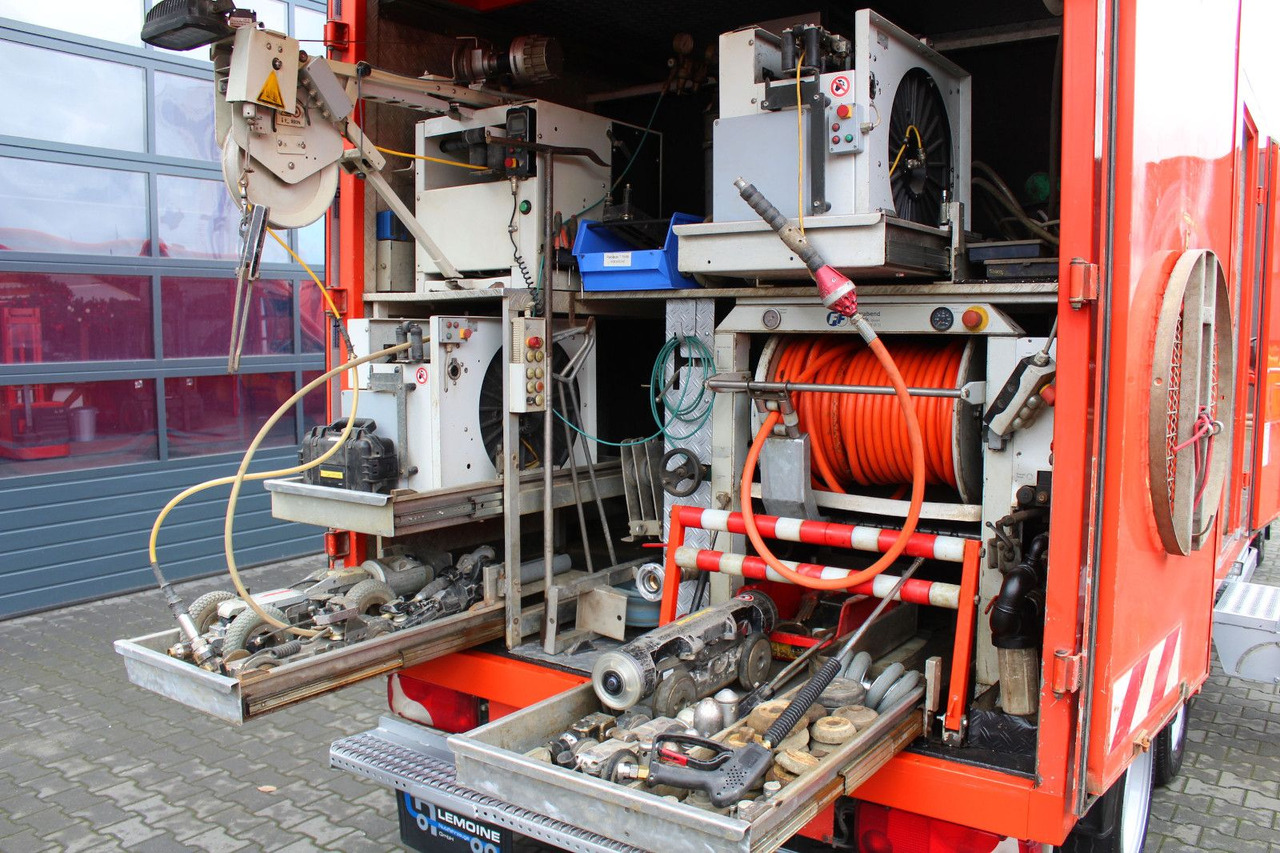 شاحنة الشفط Mercedes-Benz Sprinter 719 V6 CDI 2m³HD-Spül+IBAK TV-Kanal 3D: صورة 8 شاحنة الشفط Mercedes-Benz Sprinter 719 V6 CDI 2m³HD-Spül+IBAK TV-Kanal 3D: صورة 8