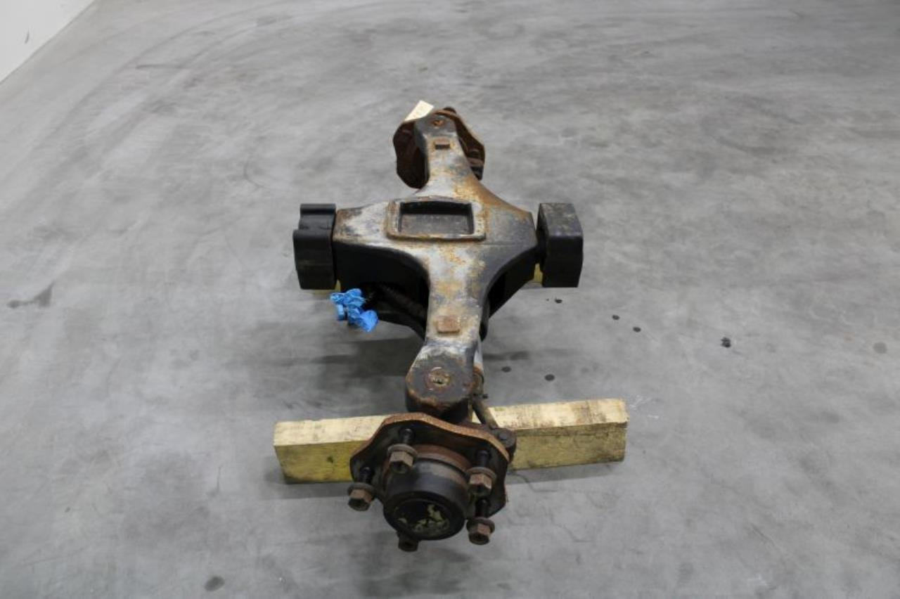 Hyster STEERING AXLE - المحور و قطع الغيار - معدات المناولة: صورة 3 Hyster STEERING AXLE - المحور و قطع الغيار - معدات المناولة: صورة 3