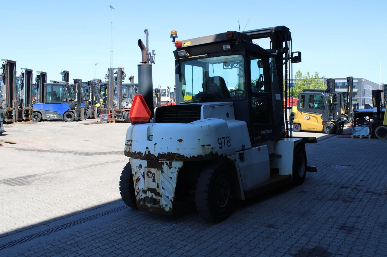 Kalmar DCE80-6 - رافعة شوكية ديزل: صورة 3 Kalmar DCE80-6 - رافعة شوكية ديزل: صورة 3