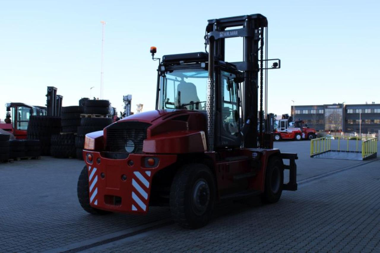 Kalmar DCG100-6 - رافعة شوكية ديزل: صورة 3 Kalmar DCG100-6 - رافعة شوكية ديزل: صورة 3