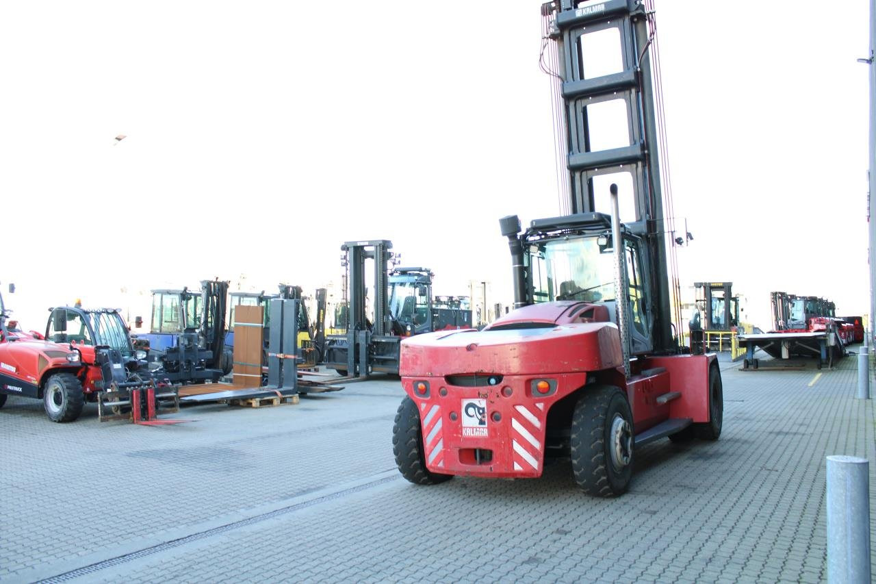 Kalmar DCG160-12 - رافعة شوكية ديزل: صورة 3 Kalmar DCG160-12 - رافعة شوكية ديزل: صورة 3