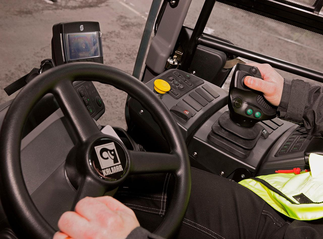 Kalmar DRG450-65S5XE - المعبِّئ المناول: صورة 4 Kalmar DRG450-65S5XE - المعبِّئ المناول: صورة 4