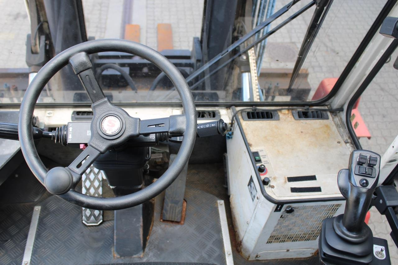 SveTruck 1560 - رافعة شوكية ديزل: صورة 4 SveTruck 1560 - رافعة شوكية ديزل: صورة 4