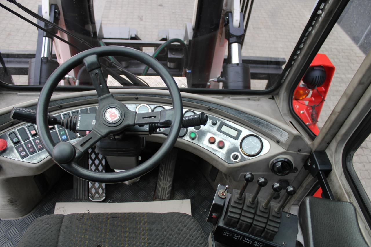 SveTruck 1875-33 - رافعة شوكية ديزل: صورة 4 SveTruck 1875-33 - رافعة شوكية ديزل: صورة 4