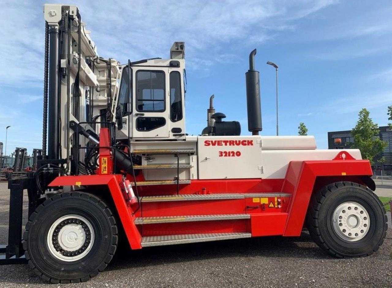 SveTruck 32120-50 - رافعة شوكية ديزل: صورة 1 SveTruck 32120-50 - رافعة شوكية ديزل: صورة 1