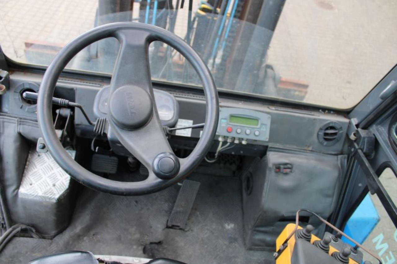 TCM FD80 - رافعة شوكية ديزل: صورة 4 TCM FD80 - رافعة شوكية ديزل: صورة 4