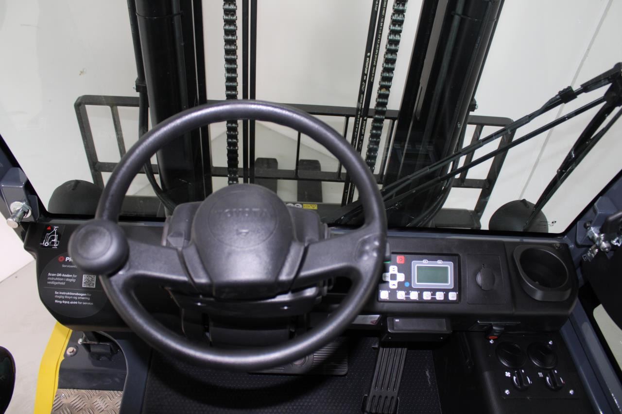 Toyota 9FBM50T - رافعة شوكية كهربائية: صورة 4 Toyota 9FBM50T - رافعة شوكية كهربائية: صورة 4