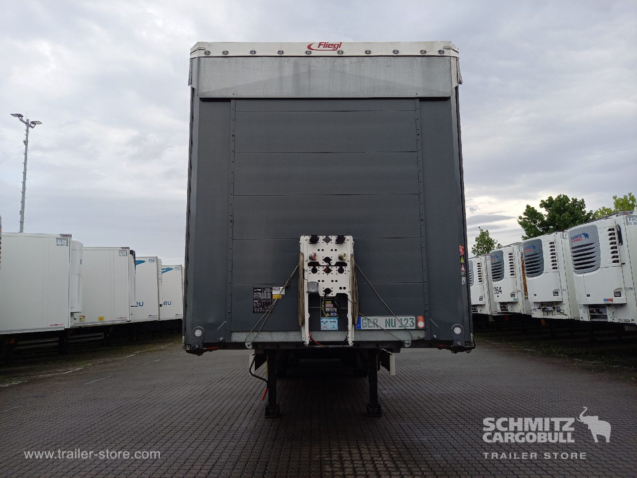 FLIEGL Auflieger Curtainsider Coil - نصف مقطورة ستارة: صورة 3 FLIEGL Auflieger Curtainsider Coil - نصف مقطورة ستارة: صورة 3