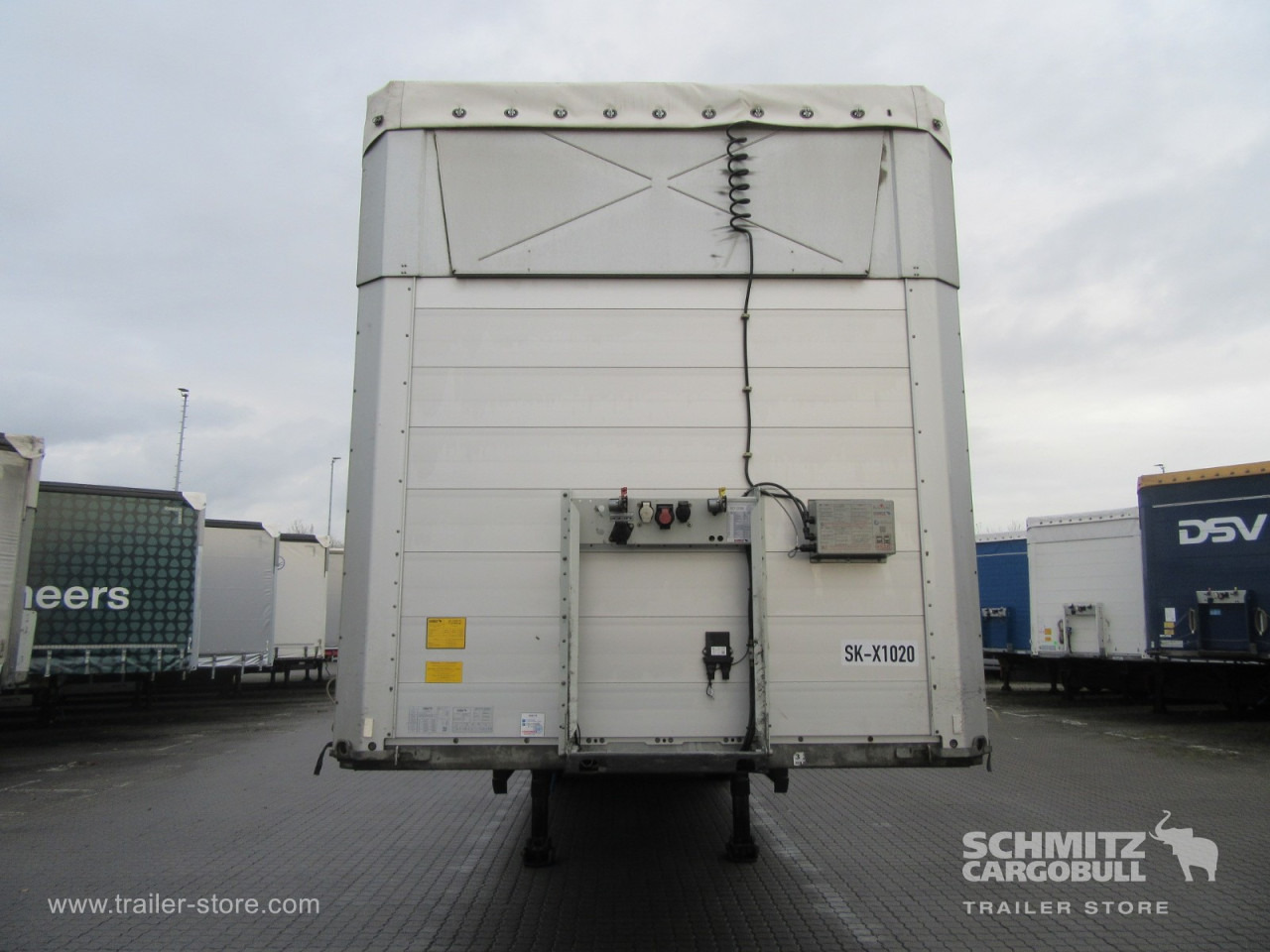 SCHMITZ Auflieger Curtainsider Standard - نصف مقطورة ستارة: صورة 3 SCHMITZ Auflieger Curtainsider Standard - نصف مقطورة ستارة: صورة 3