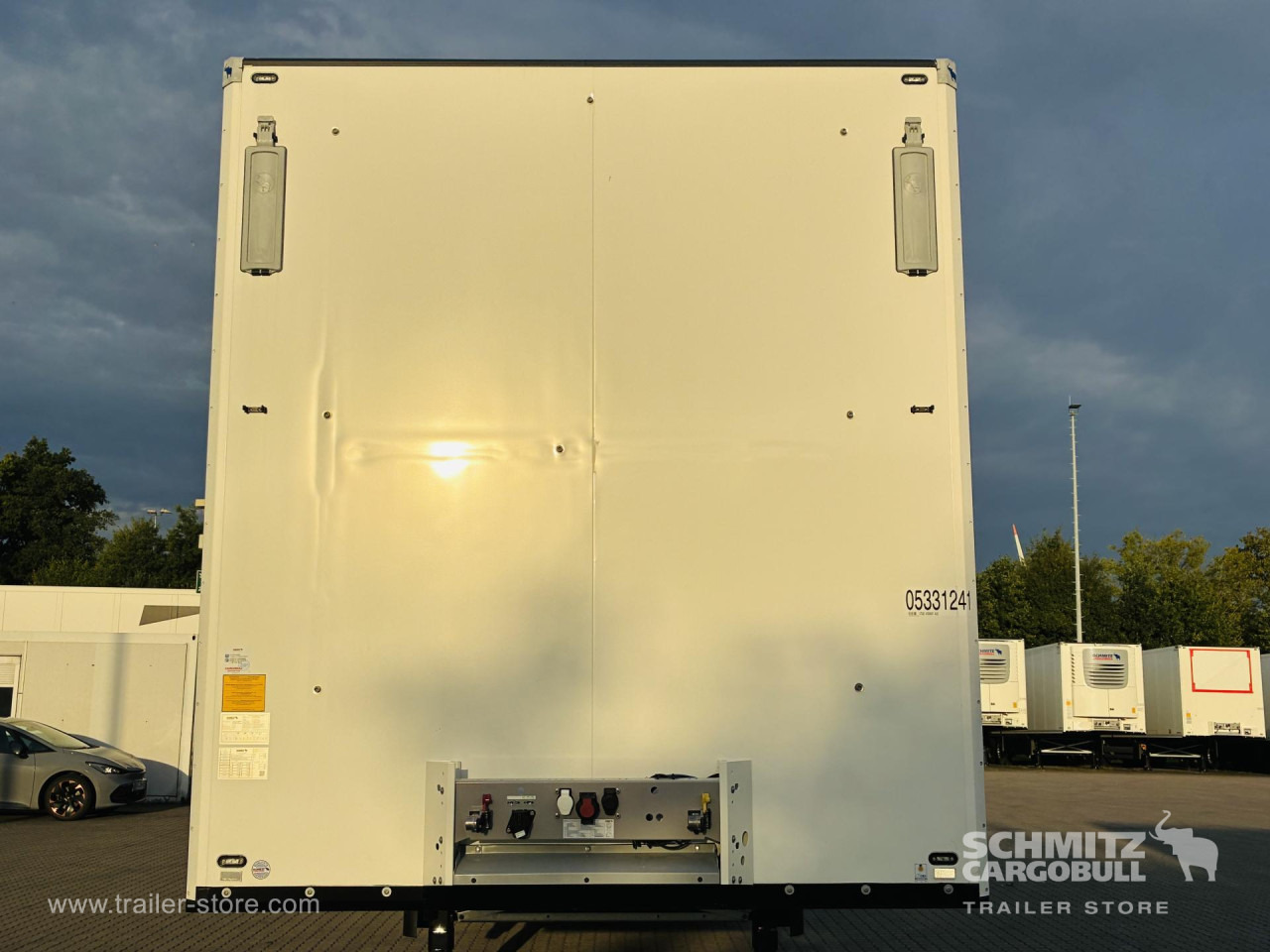 SCHMITZ Auflieger Tiefkühler Multitemp Double deck - نصف مقطورة متساوي الحرارة: صورة 2 SCHMITZ Auflieger Tiefkühler Multitemp Double deck - نصف مقطورة متساوي الحرارة: صورة 2