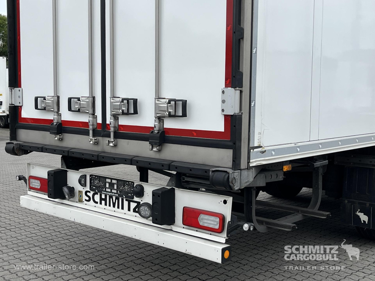 SCHMITZ Auflieger Tiefkühler Standard Double deck - نصف مقطورة متساوي الحرارة: صورة 4 SCHMITZ Auflieger Tiefkühler Standard Double deck - نصف مقطورة متساوي الحرارة: صورة 4