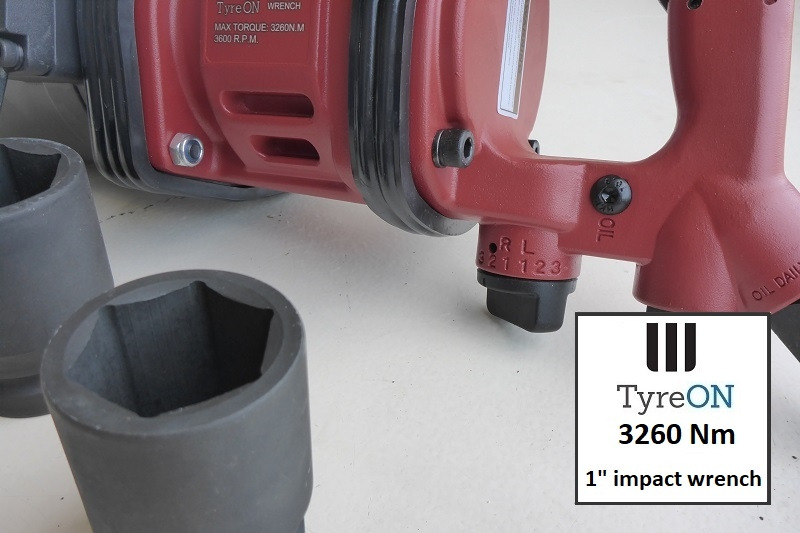 AIW3260 Nm 1 Inch impact wrench with long shaft - معدات الورش: صورة 3 AIW3260 Nm 1 Inch impact wrench with long shaft - معدات الورش: صورة 3