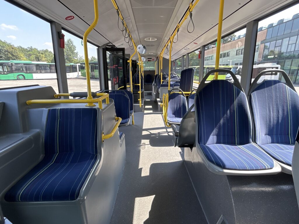 حافلة المدينة N.1 MERCEDES BENZ CITARO O530 – Anno 2012: صورة 9 حافلة المدينة N.1 MERCEDES BENZ CITARO O530 – Anno 2012: صورة 9