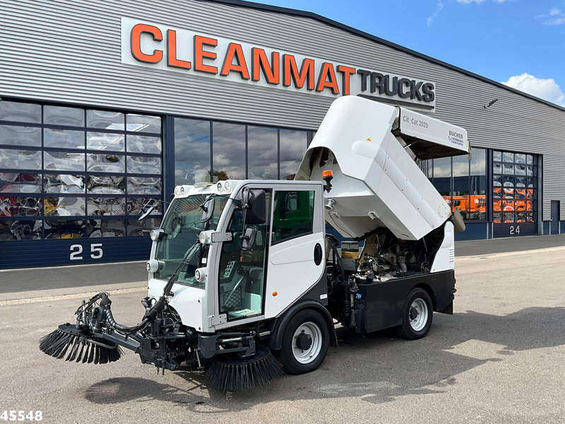 Bucher Citycat 2020 with 3-rd brush - سياره كنس شوارع: صورة 1 Bucher Citycat 2020 with 3-rd brush - سياره كنس شوارع: صورة 1