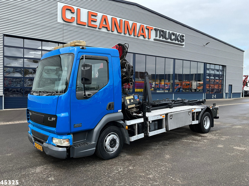 DAF FA 45 LF 180 HMF 7 Tonmeter laadkraan - شاحنة ذات خطاف, شاحنة كرين: صورة 2 DAF FA 45 LF 180 HMF 7 Tonmeter laadkraan - شاحنة ذات خطاف, شاحنة كرين: صورة 2