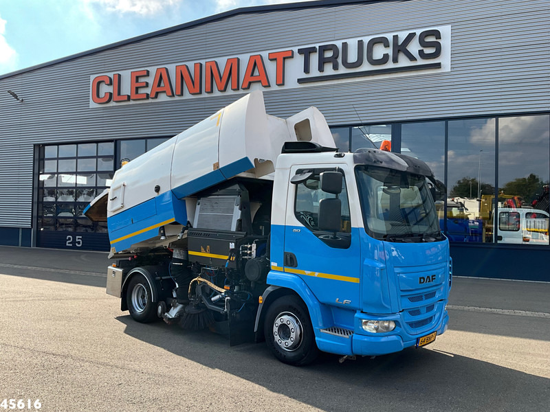 DAF FA LF 180 Euro 6 Johnston VS502 Just 138.807 km! - سياره كنس شوارع: صورة 1 DAF FA LF 180 Euro 6 Johnston VS502 Just 138.807 km! - سياره كنس شوارع: صورة 1