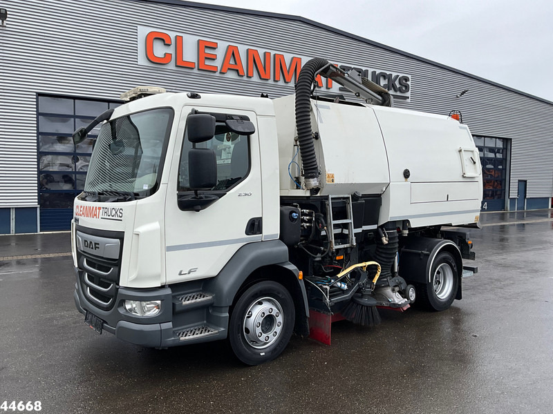 DAF FA LF 230 Euro 6 Johnston VT652 Just 87.278 km! - سياره كنس شوارع: صورة 3 DAF FA LF 230 Euro 6 Johnston VT652 Just 87.278 km! - سياره كنس شوارع: صورة 3