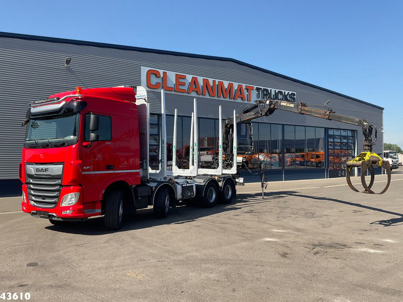 DAF FAD XF 530 8x4 Holzkran - شاحنة كرين: صورة 1 DAF FAD XF 530 8x4 Holzkran - شاحنة كرين: صورة 1