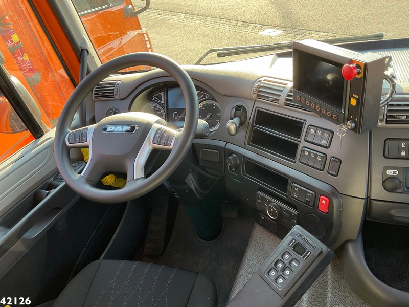 شاحنة النفايات DAF FAN CF 340: صورة 9