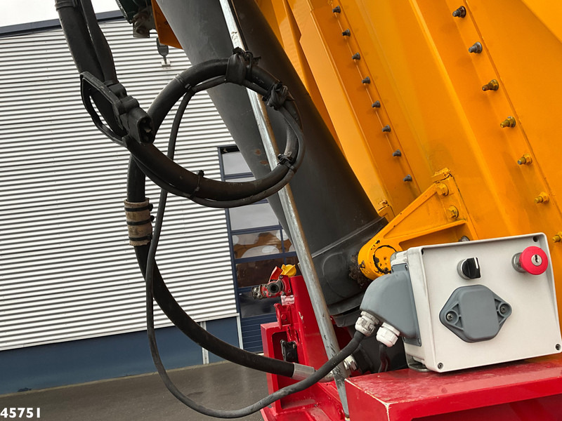 DAF FTG XF 530 6x2 Euro 6 ZF Intarder Kiphydrauliek + OVA 2-assige kipoplegger 32m³ - وحدة جر: صورة 5 DAF FTG XF 530 6x2 Euro 6 ZF Intarder Kiphydrauliek + OVA 2-assige kipoplegger 32m³ - وحدة جر: صورة 5