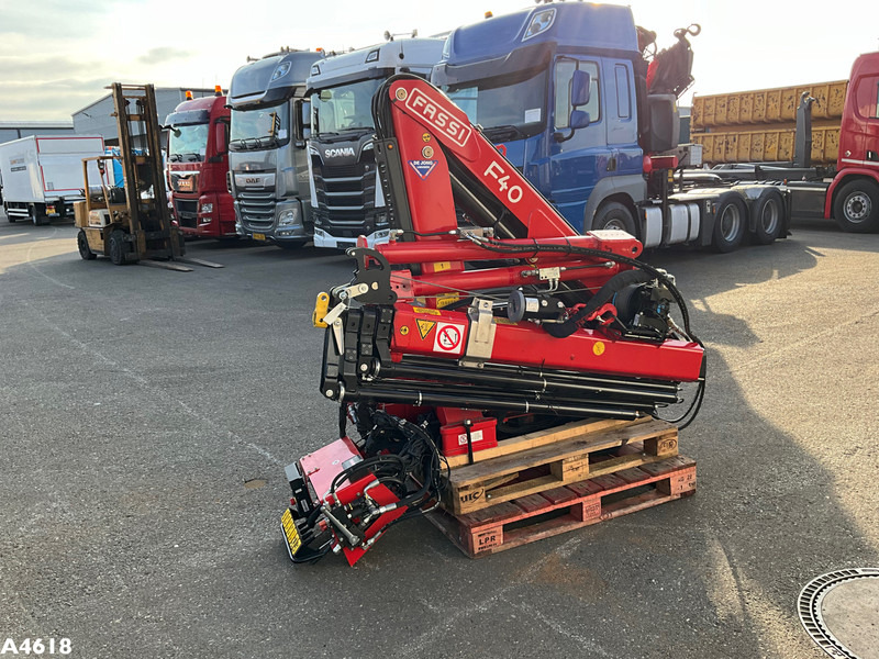 FASSI DEMO 4 Tonmeter laadkraan Laadkraan - ونش كرين: صورة 3 FASSI DEMO 4 Tonmeter laadkraan Laadkraan - ونش كرين: صورة 3