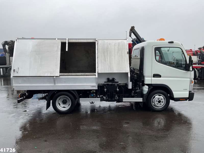 FUSO Canter 3C15 3.0 DI Veegvuilopbouw met belading - شاحنة النفايات: صورة 5 FUSO Canter 3C15 3.0 DI Veegvuilopbouw met belading - شاحنة النفايات: صورة 5