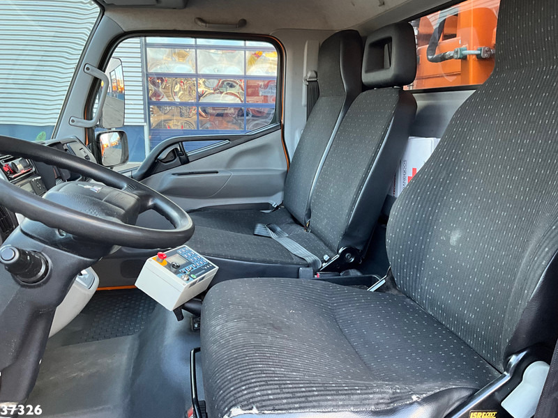 شاحنة النفايات FUSO Canter 9C18 Euro 6 Geesink 7m³ Just 157.014 km!: صورة 10 شاحنة النفايات FUSO Canter 9C18 Euro 6 Geesink 7m³ Just 157.014 km!: صورة 10