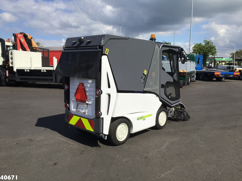 Green machine GM500H2 Hydrogen Waterstof Sweeper - سياره كنس شوارع: صورة 4 Green machine GM500H2 Hydrogen Waterstof Sweeper - سياره كنس شوارع: صورة 4