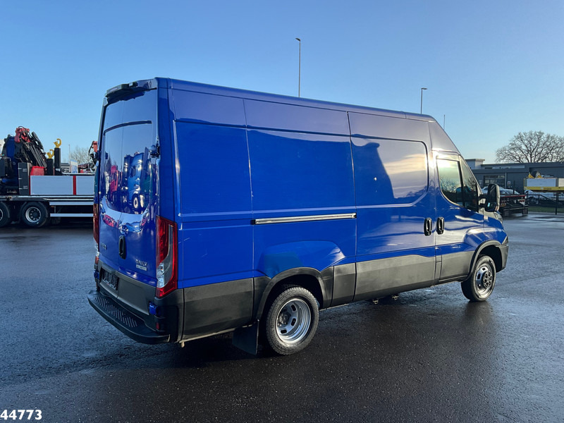 Iveco Daily 35C18 RIONED hogedrukwater installatie - شاحنة الشفط: صورة 5 Iveco Daily 35C18 RIONED hogedrukwater installatie - شاحنة الشفط: صورة 5