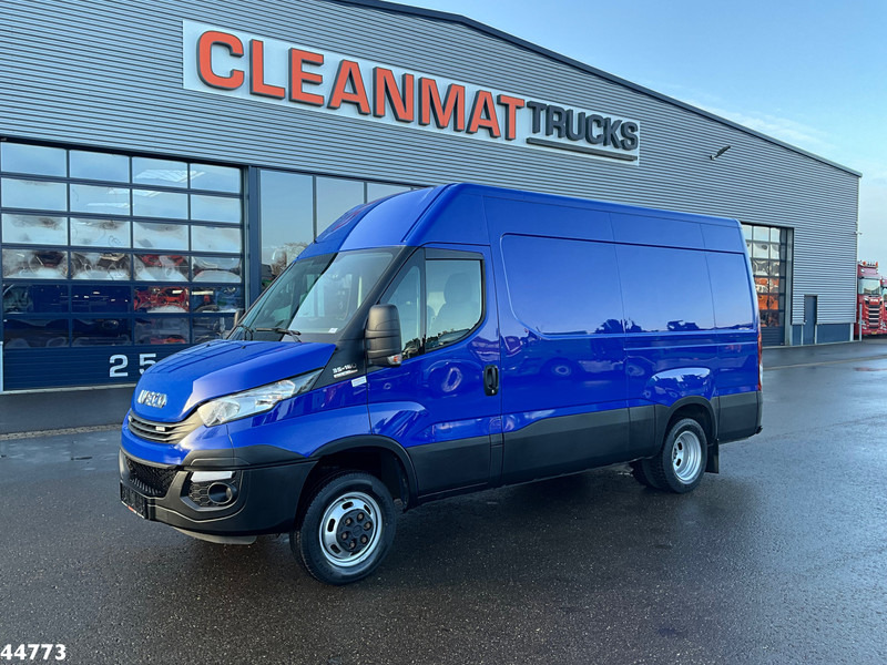 Iveco Daily 35C18 RIONED hogedrukwater installatie - شاحنة الشفط: صورة 2 Iveco Daily 35C18 RIONED hogedrukwater installatie - شاحنة الشفط: صورة 2