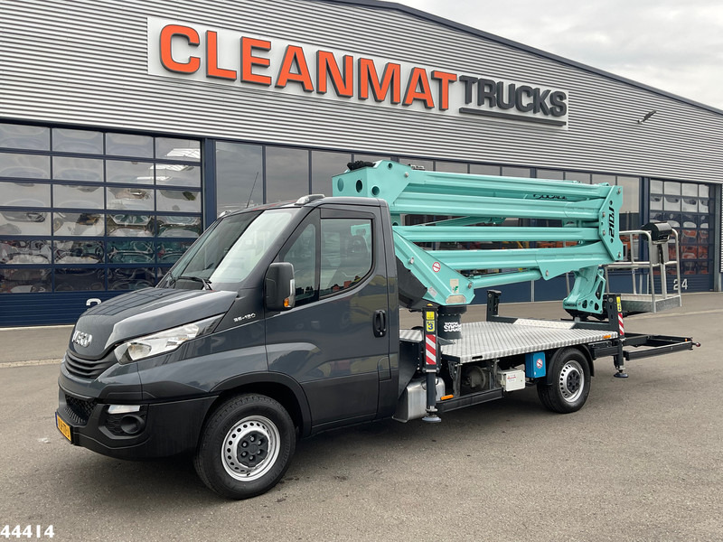 Iveco Daily 35S12 20 Meter hoogwerker + JIB Just 6.039 km! - شاحنة: صورة 3 Iveco Daily 35S12 20 Meter hoogwerker + JIB Just 6.039 km! - شاحنة: صورة 3